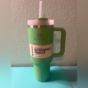Stanley Jade 40 oz Quencher H2.0 Tumbler Brand NEW